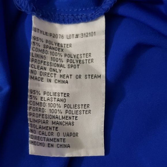 Bodycom Lace Gown/Prom - Stenay Patra - Picture 11 of 11